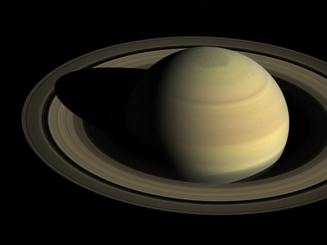 Saturno se está quedando sin sus anillos