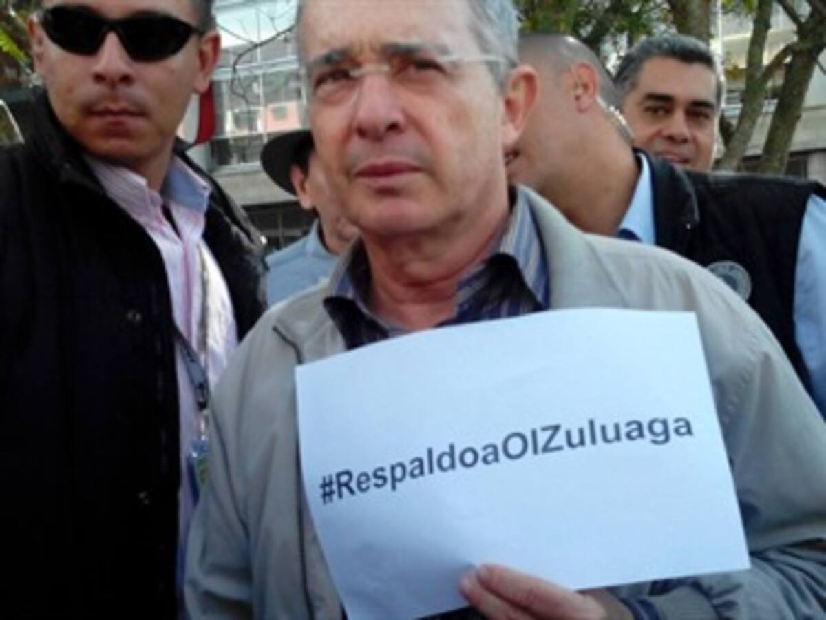 Fotos - Uribe encabeza plantón en favor a Zuluaga, en Rionegro