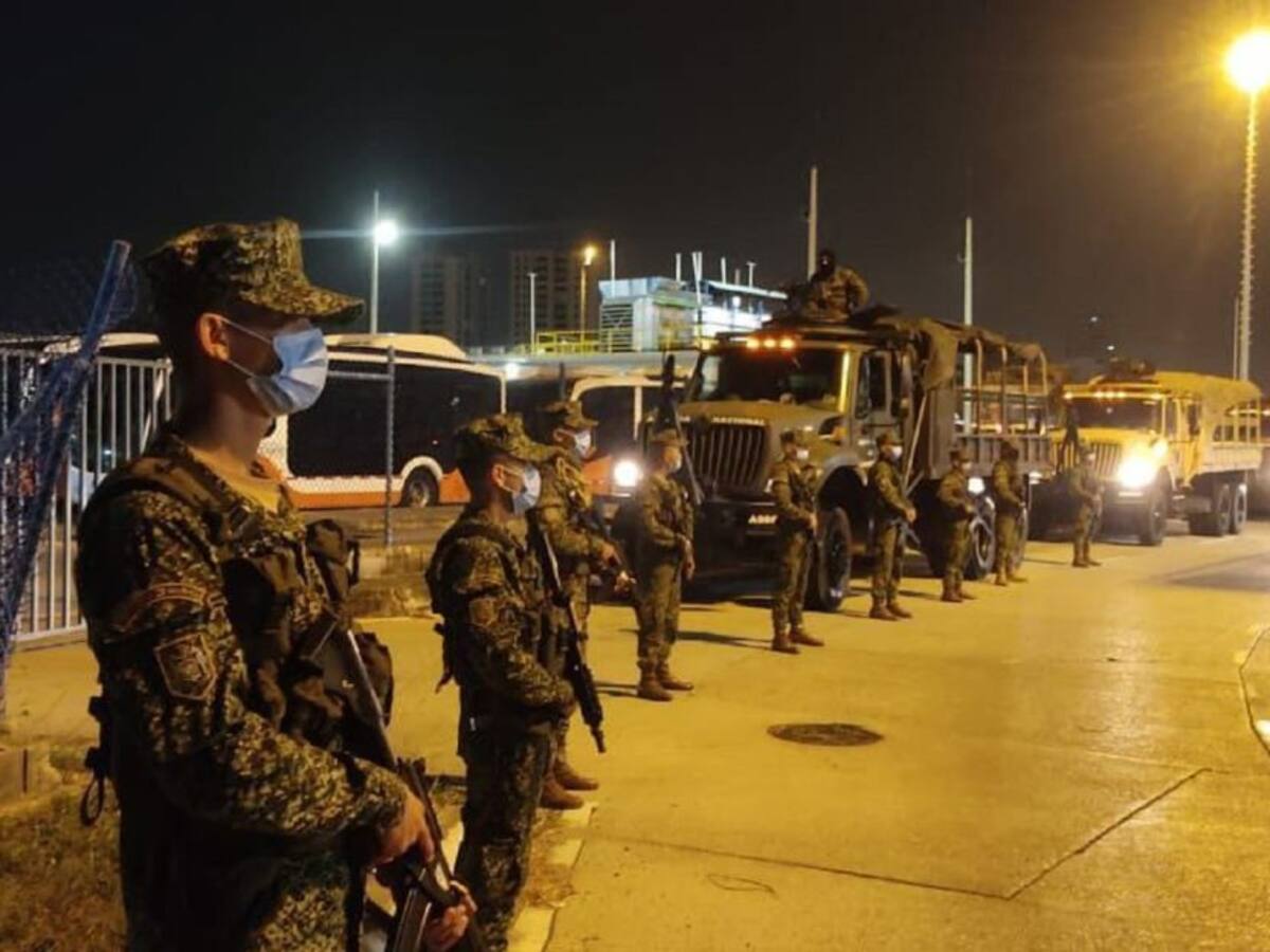 Cartagena militarizada tras los destrozos que dejó el paro de mototaxistas