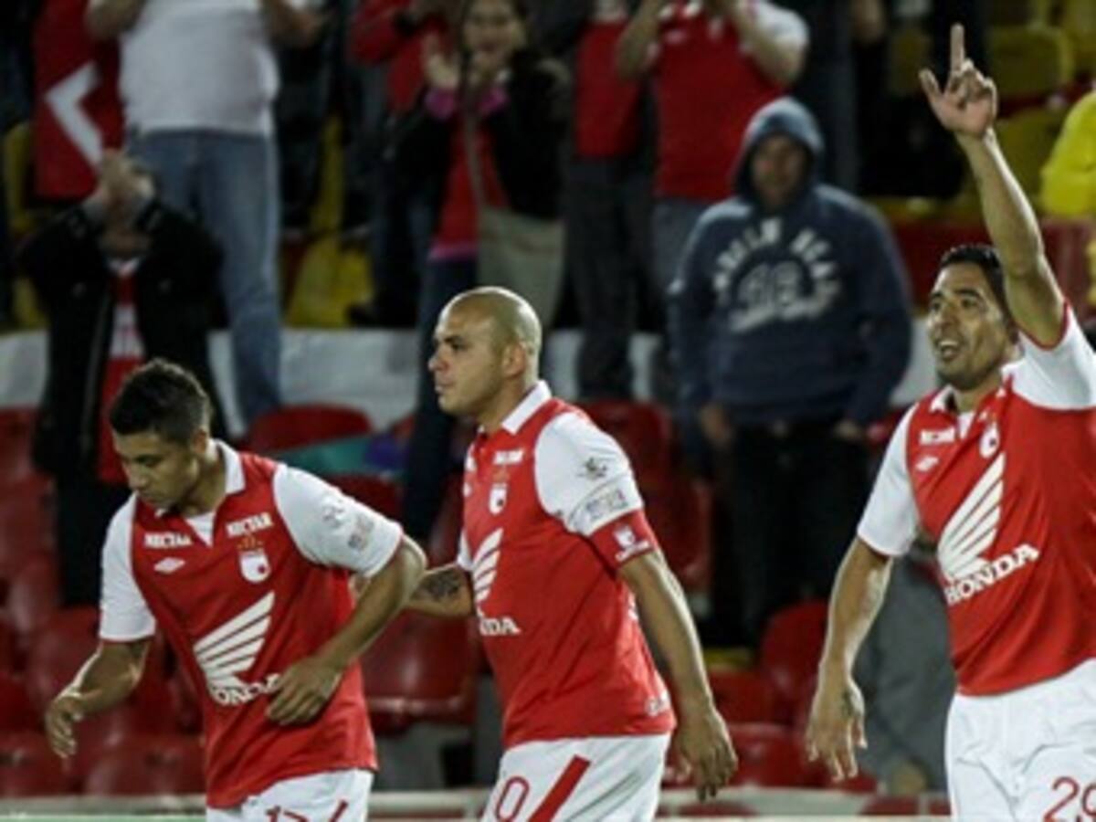 Con gran actuación de Silvio González, Santa Fe venció 2-1 a Patriotas