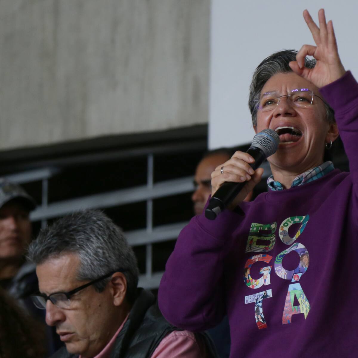 Claudia López le exigió a MinDefensa cumplir promesa de aumentar los policias en Bogotá