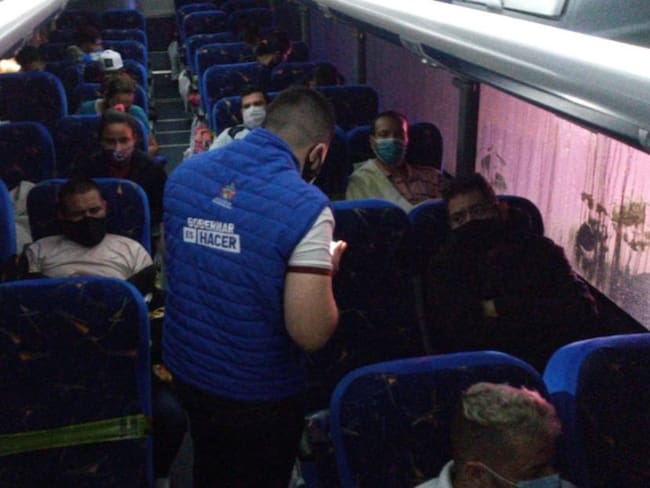 80 migrantes querían entrar en buses a Bucaramanga