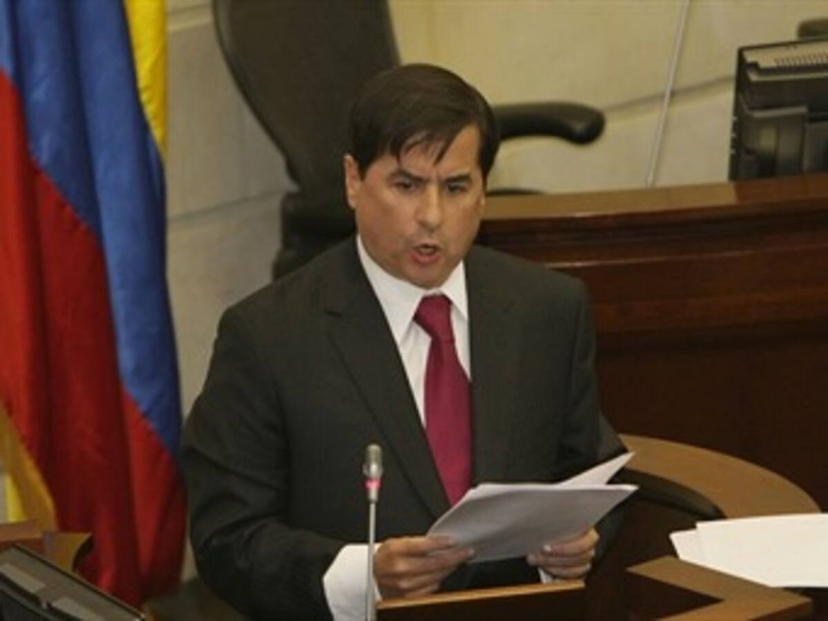 “Una reforma política profunda debe ser la prioridad" Presidente del Senado