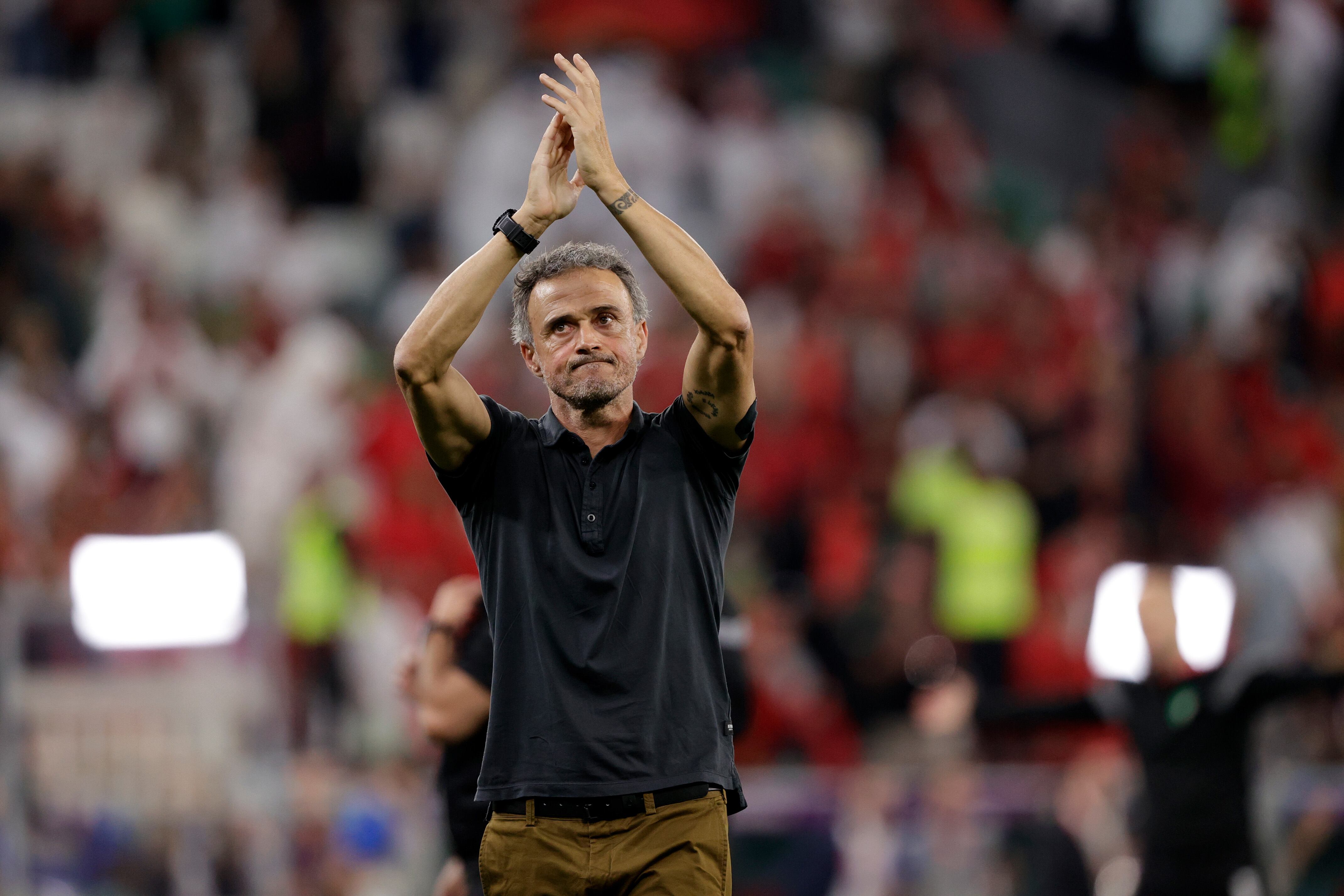 AL RAYYAN, QATAR - DECEMBER 6: Coach Luis Enrique of Spain disappointed  during the  World Cup match between Morocco  v Spain at the Education City Stadium on December 6, 2022 in Al Rayyan Qatar (Photo by David S. Bustamante/Soccrates/Getty Images)