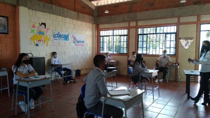 Vivian Charlot Bernal del Sindicato de Educadores del departamento