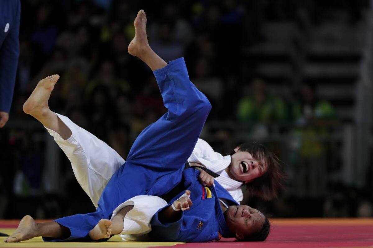 Ingrit Valencia primera colombiana en ganar en el boxeo olímpico.