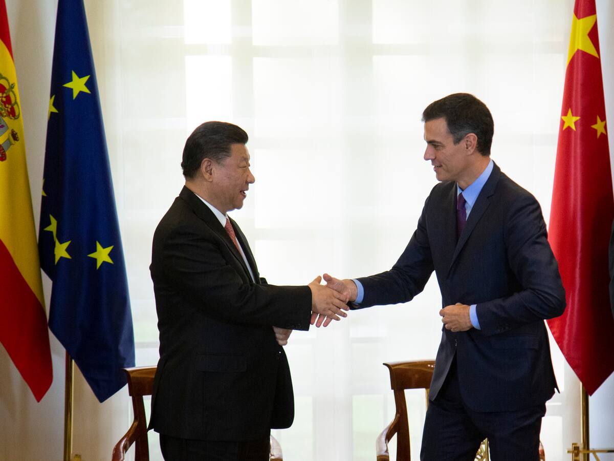 Sánchez pide a Xi hablar con Zelenski e impulsar la paz