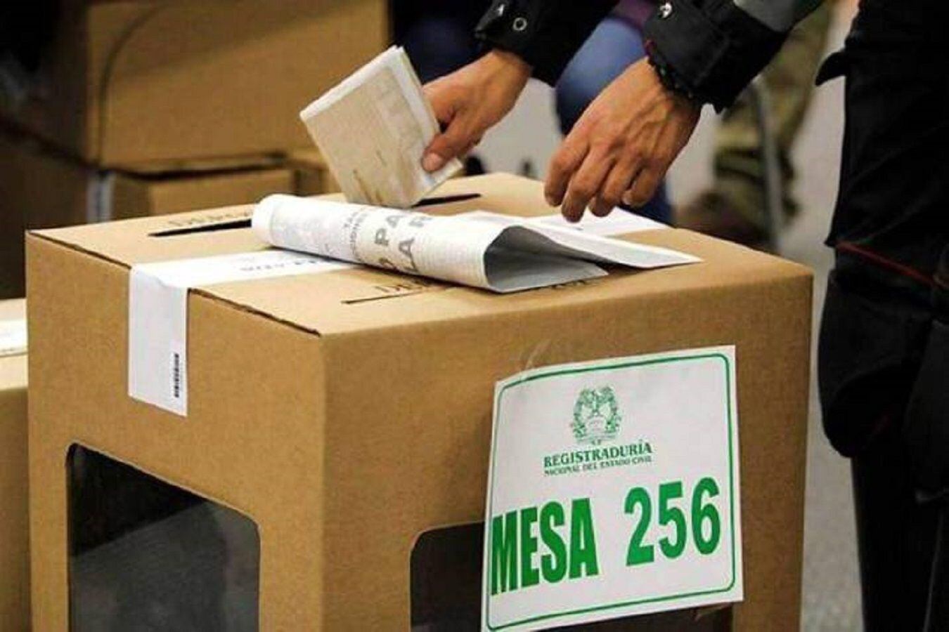 “Sería lógico que los partidos, a estas alturas, designaran a sus propios auditores”: exregistrador. - Colprensa