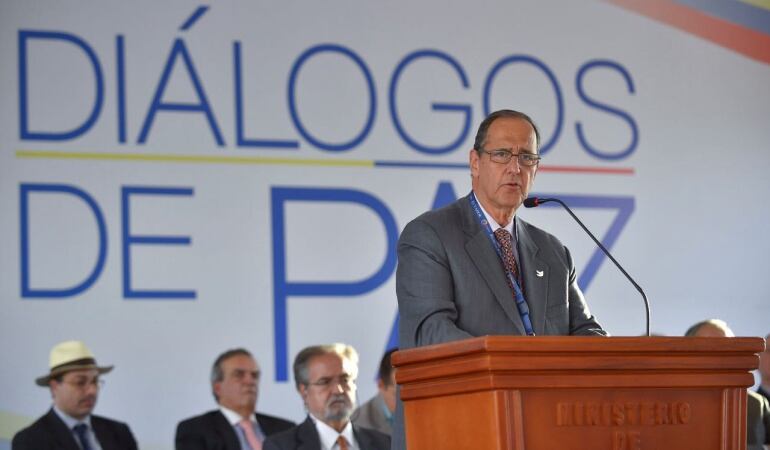 El jefe de la delegación del Gobierno, Juan Camilo Restrepo.