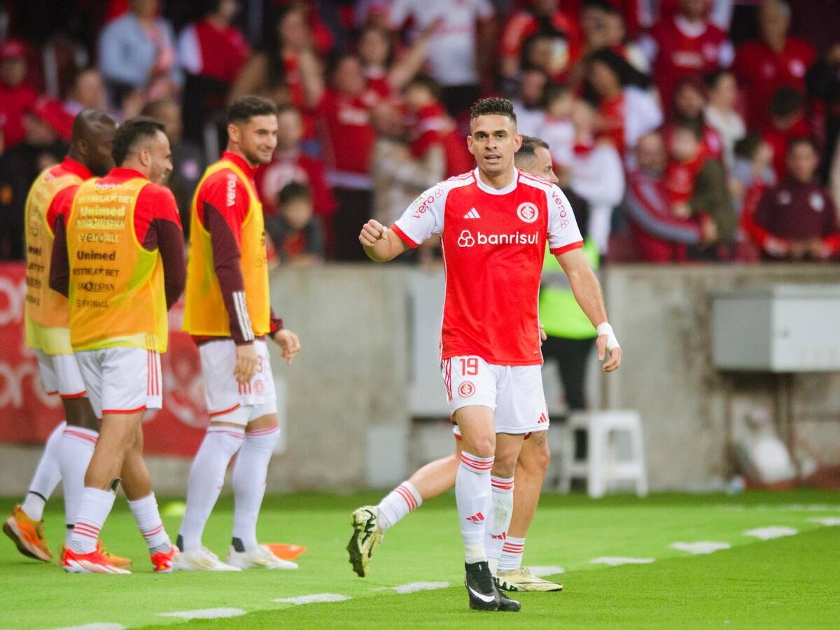 Video: Rafael Santos Borré anota un golazo con el Internacional en el Brasileirao