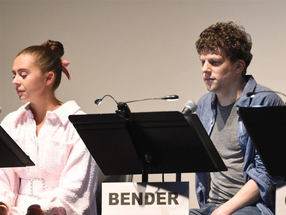 Jesse Eisenberg habla sobre su nueva película, "Proyecto Colibrí"