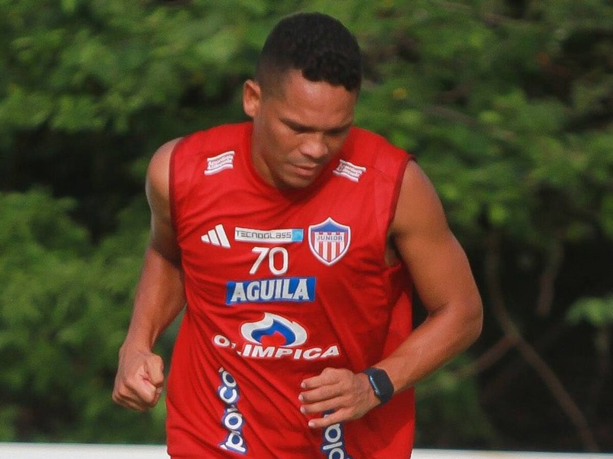 Preocupación con Carlos Bacca por lesión: “La ciencia no tiene solución para eso”