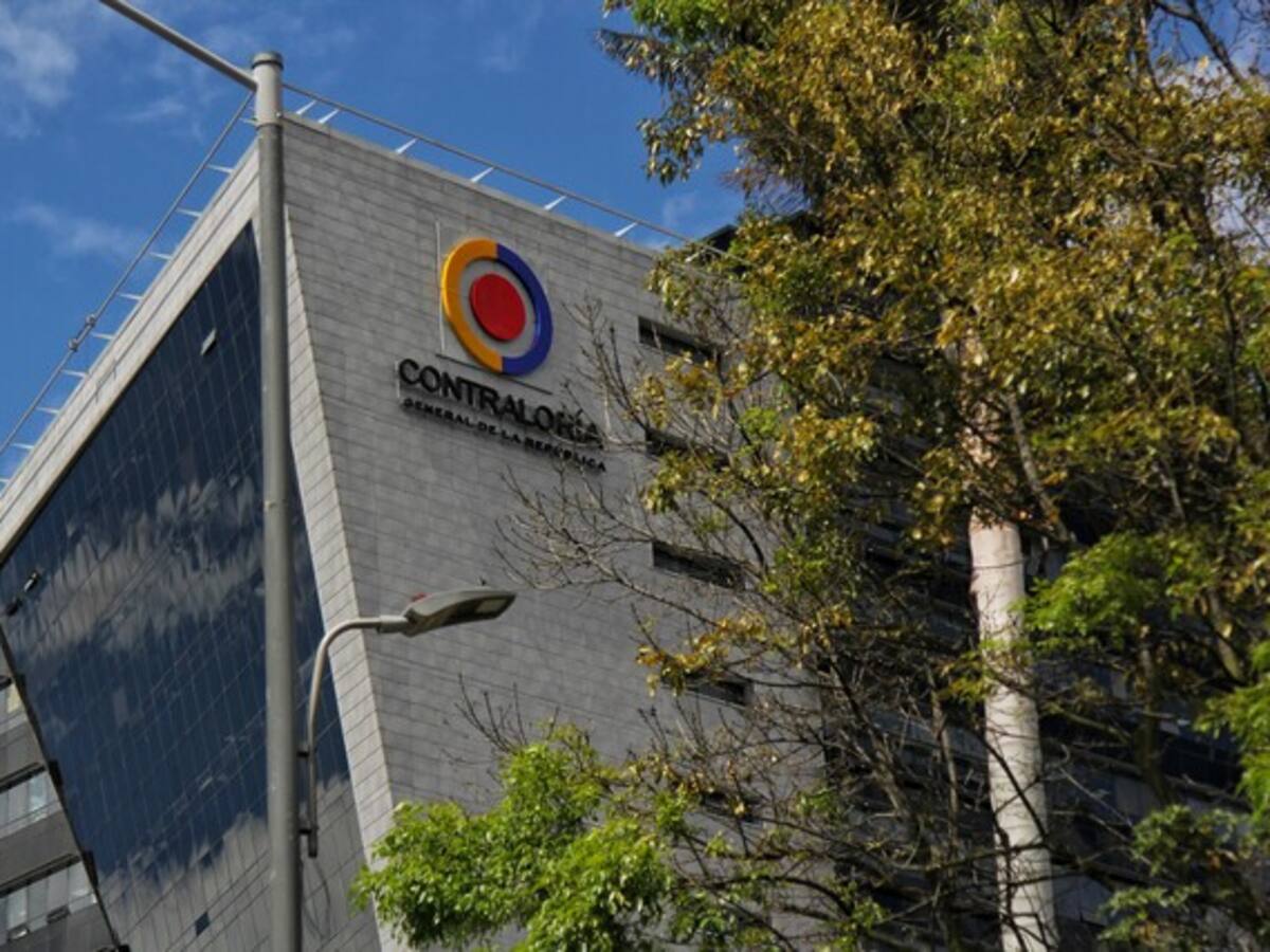 Colombia: Contraloría destaca recuperación de 407 obras públicas por más de $6,3 billones