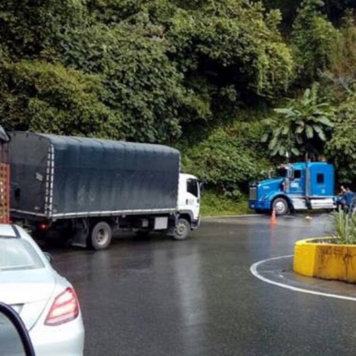 Atención | Cierres Vía La Línea: Autoridades en Quindío refuerzan controles