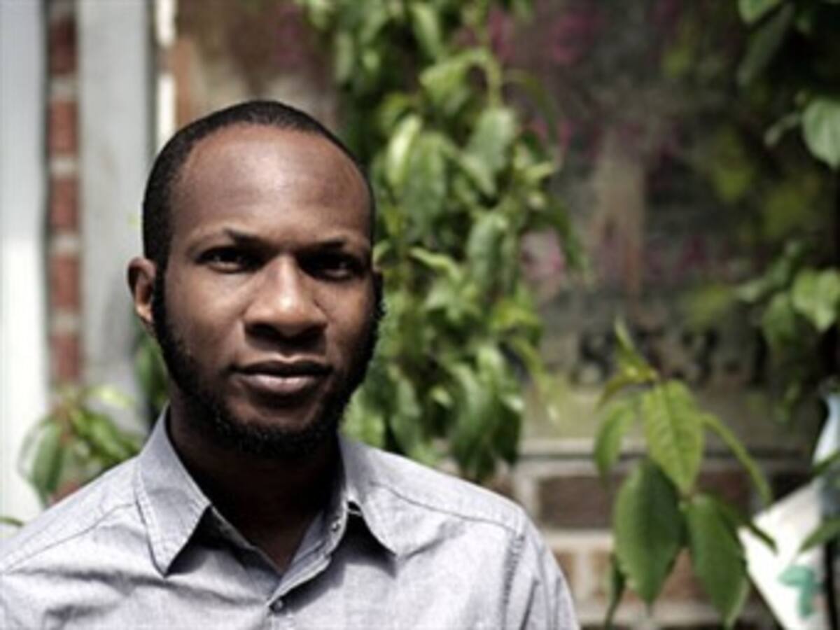 "No existen los paraísos", dice el escritor Teju Cole, ganador del Pen Hemingway 2012