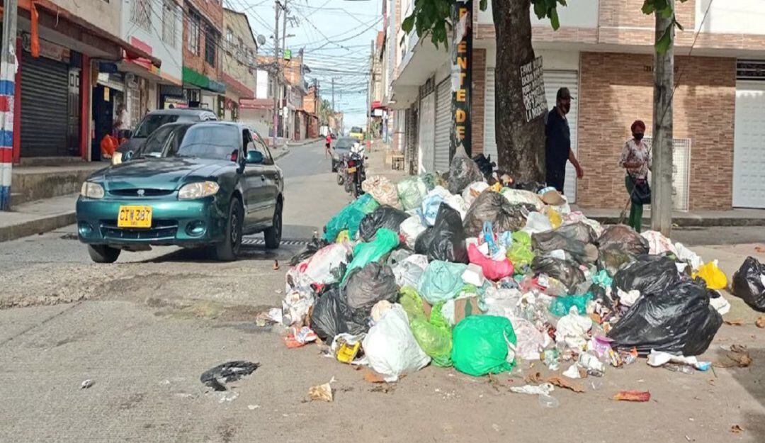 Habilitan teléfonos para reportar acumulación de basuras