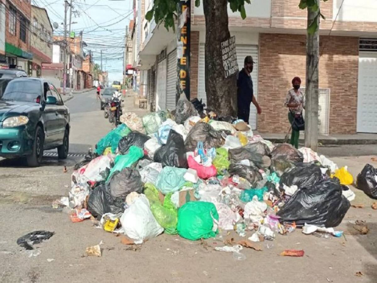 Habilitan teléfonos para reportar acumulación de basuras