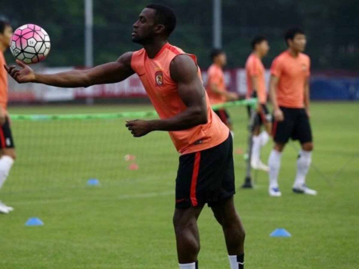 Jackson Martínez se volvió a lesionar