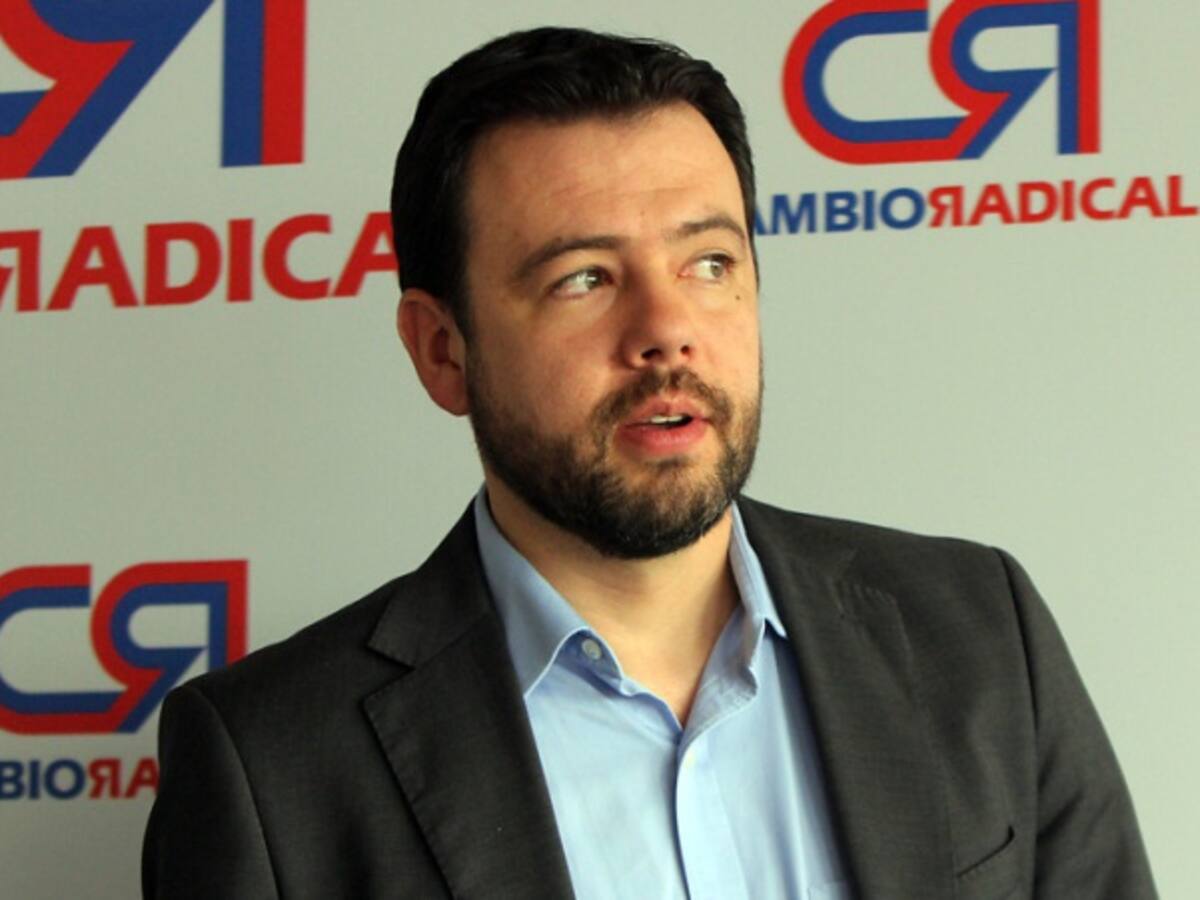 Cambio Radical quiere liderar una nueva coalición sin los liberales