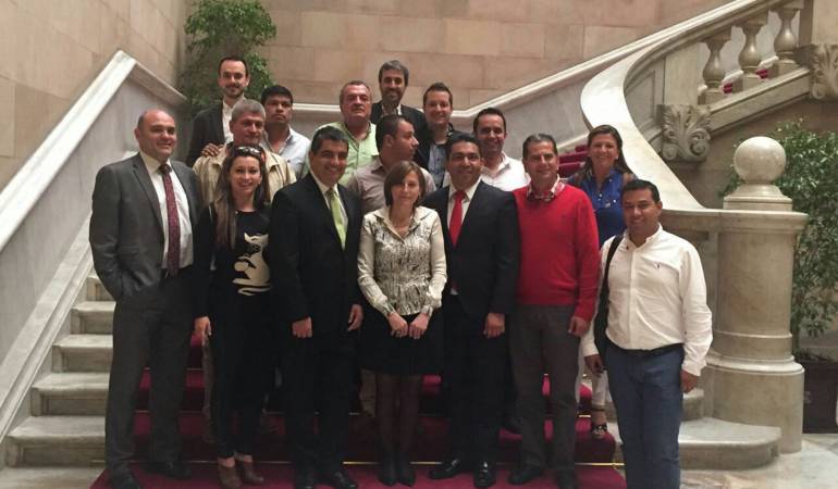 El gobernador del Quindío, padre Carlos Eduardo Osorio antes del viaje dijo que no iba de paseo