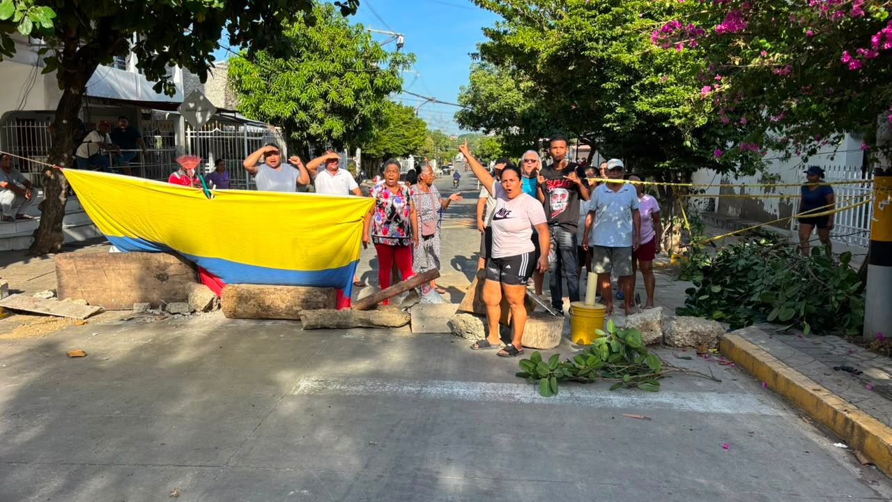 Los Calamares, protesta por falta de energía eléctrica. // Caracol Radio Cartagena