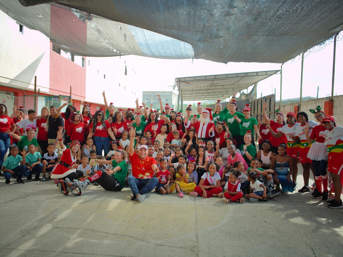 Hijos de internas de la Cárcel de Mujeres de Cartagena recibieron regalos de Navidad