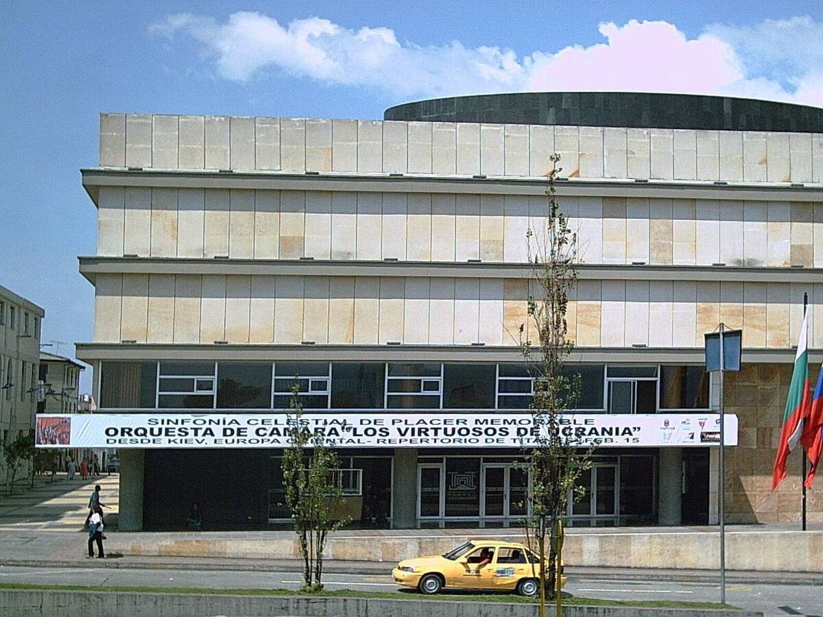 Sector cultural de Manizales denuncia mal estado del Teatro Los Fundadores