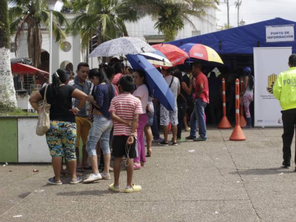 "Reconstrucción de Mocoa va por buen camino": ministro Villegas