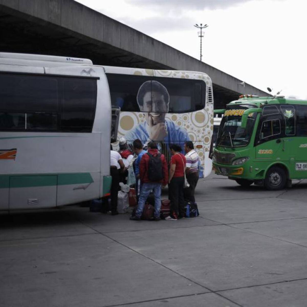 Definen puntos de descenso de pasajeros de rutas intermunicipales en Ibagué