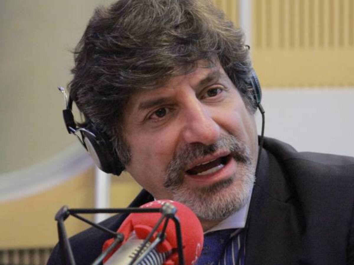 Las encuestas se quedaron en los años 60: J.G. Uribe