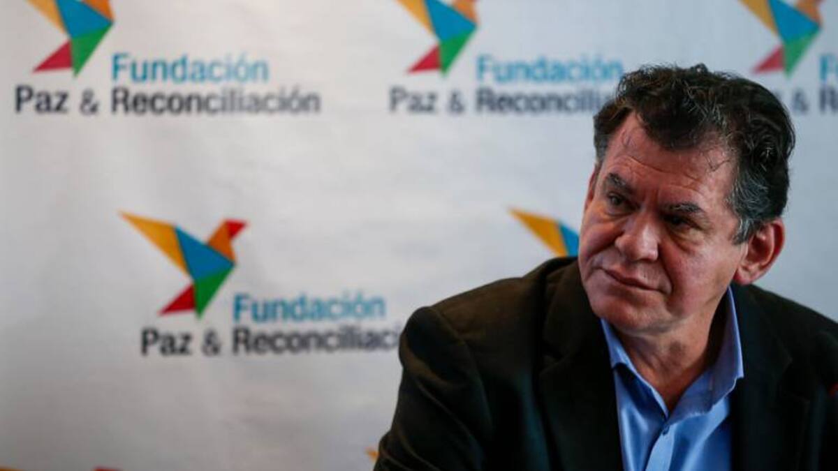"Cese de fuego con ELN estaba muy adelantado": León Valencia