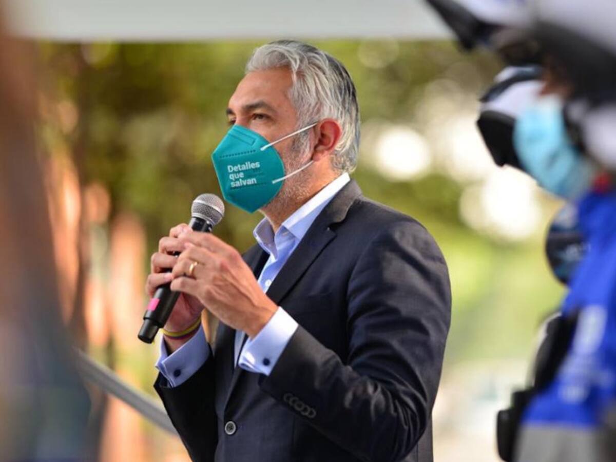 Renunció el secretario de Movilidad de Bogotá, Nicolás Estupiñán