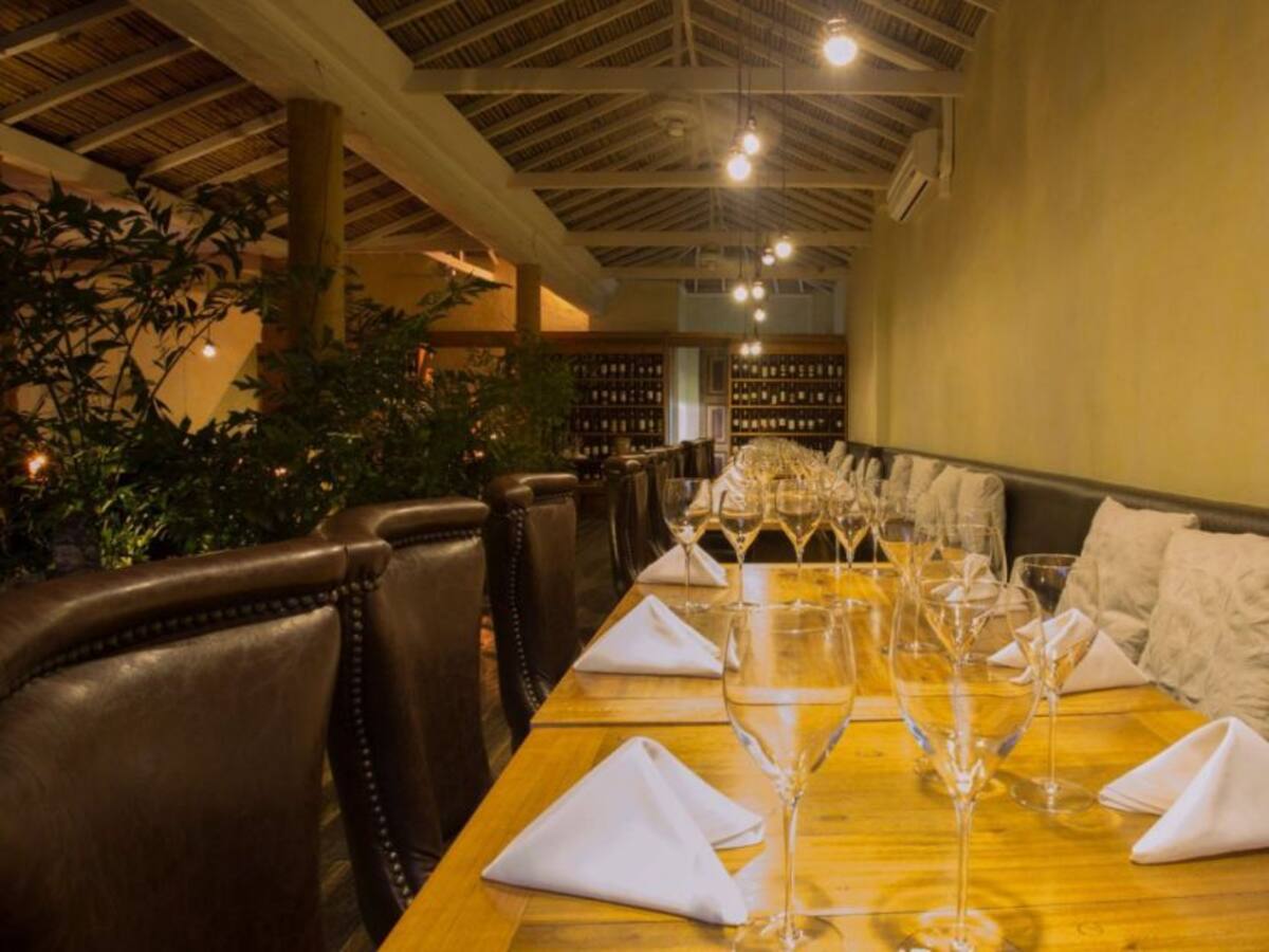 ¿Por qué los restaurantes anunciados siguen sin atender en sitio?