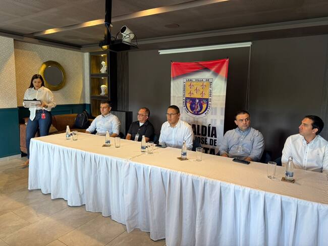 Alcalde Cúcuta y empresarios promueven la exportación / Foto: Alcaldía de Cúcuta