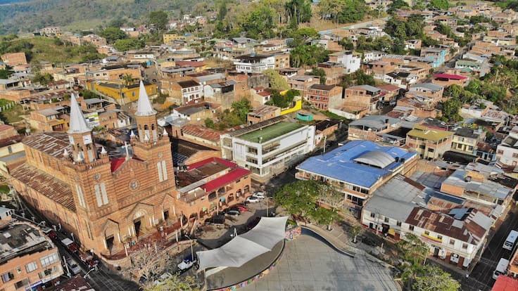 Arbeláez, uno de los municipios más tranquilos de Colombia, donde viven sobre todo adultos mayores