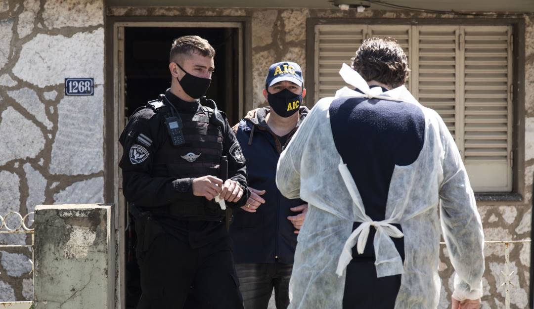 Autoridades policiales e investigativas de Argentina.           Foto: Getty 