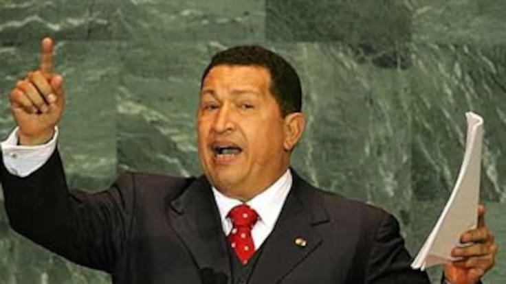 Chávez arremete contra Santos