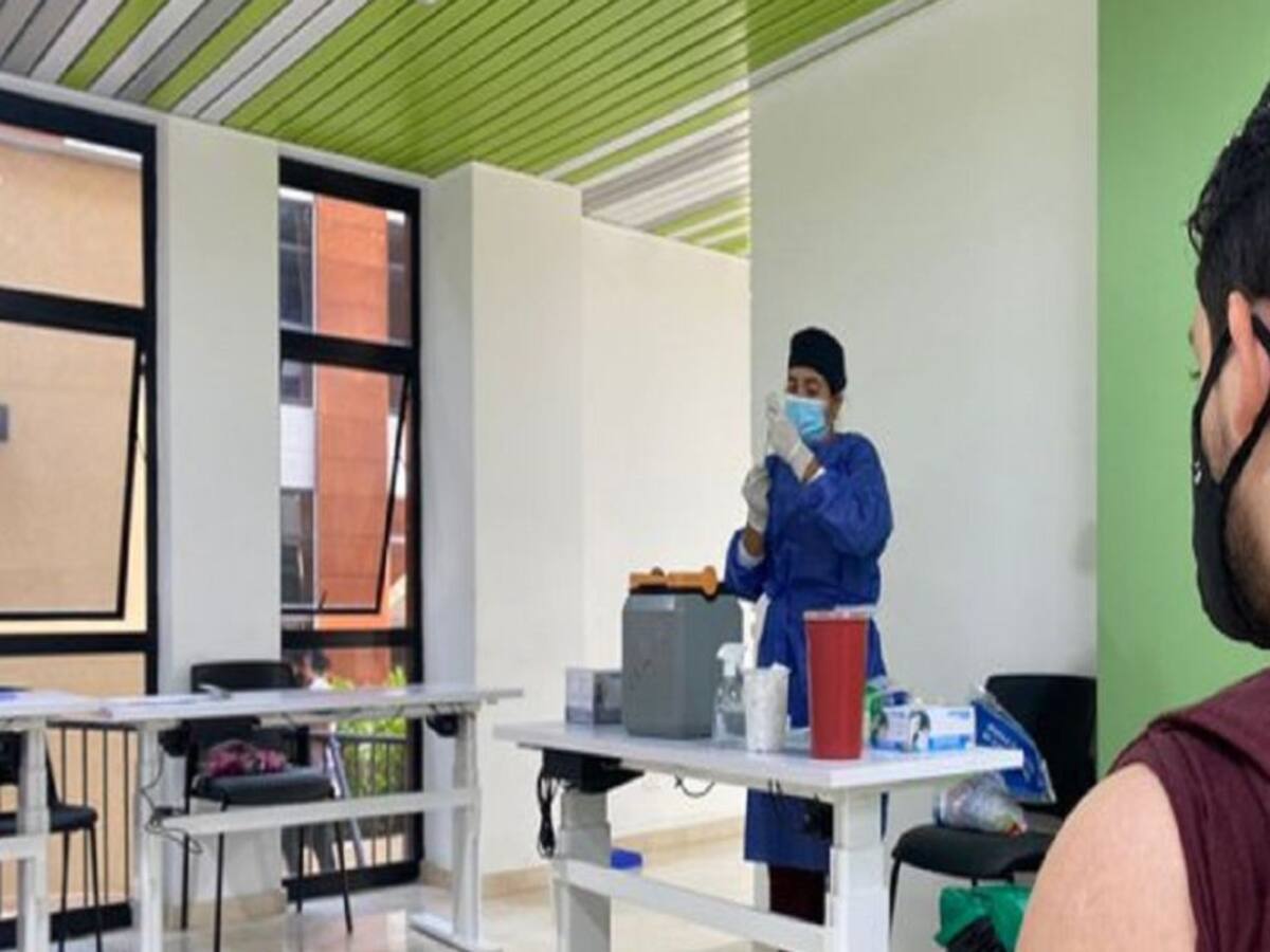 Al menos cinco mil estudiantes serán vacunados esta semana en Bucaramanga