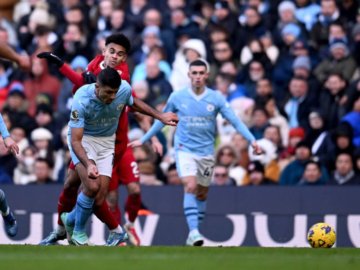 Luis Díaz, clave en el empate del Liverpool de visita ante el Manchester City