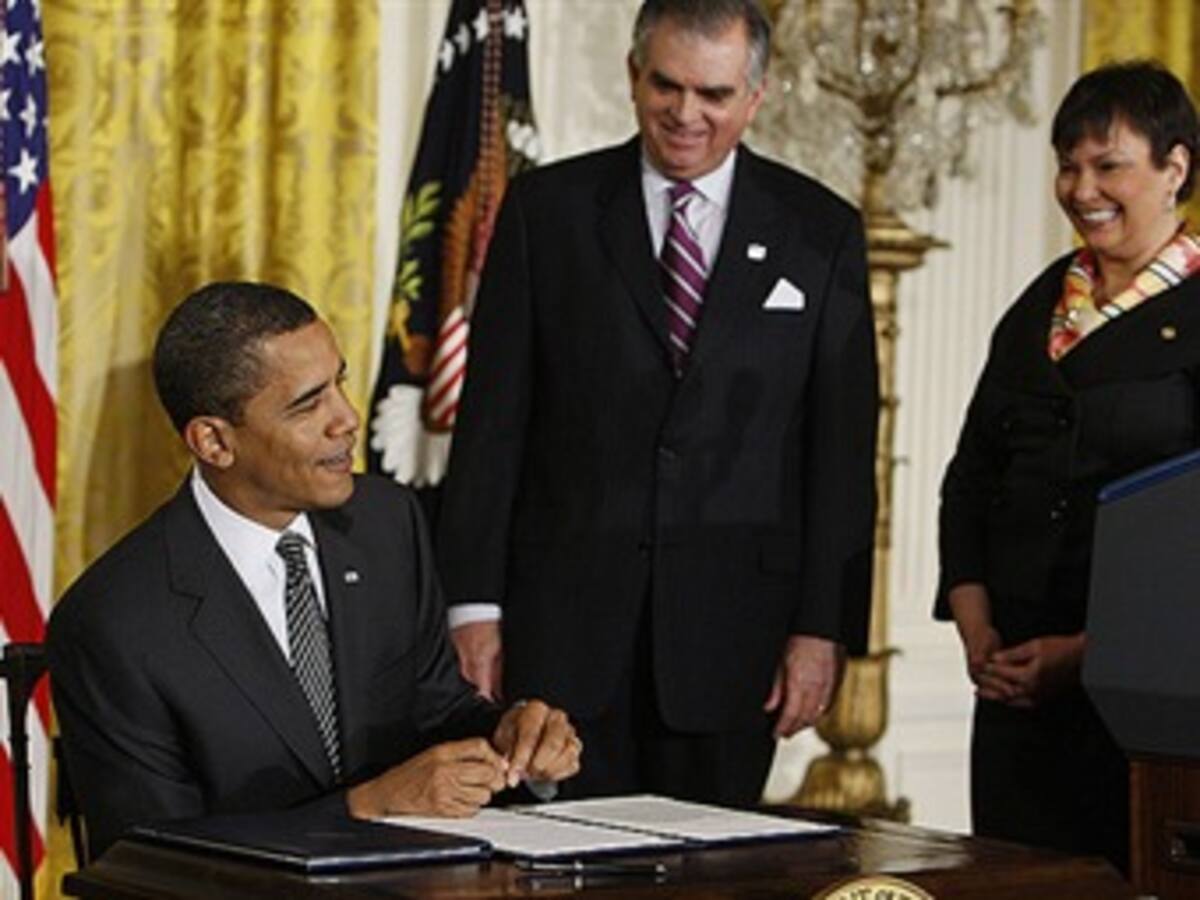 Obama anuncia medidas para reducir la dependencia del petróleo