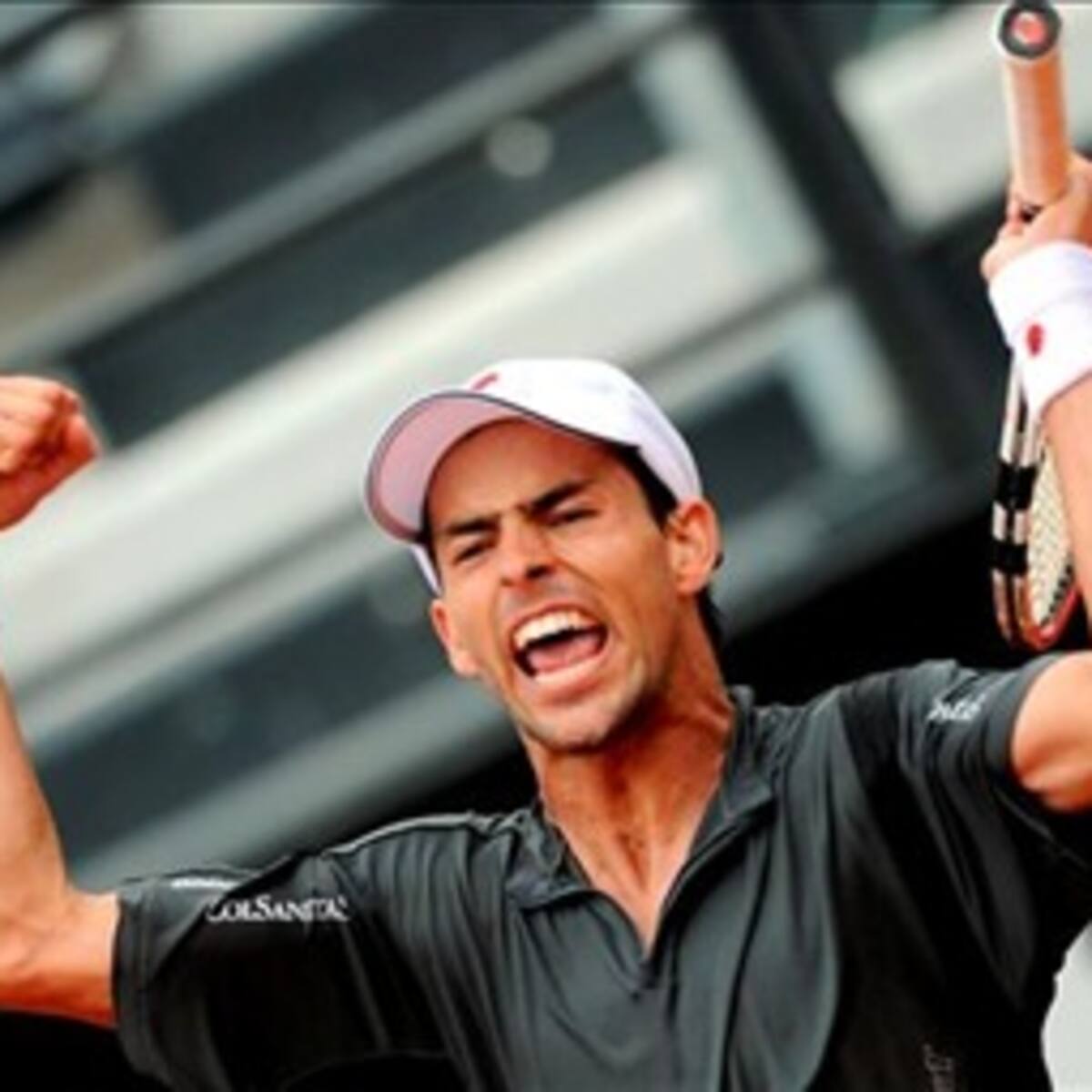 Santiago Giraldo debuta con triunfo sobre el 16 del mundo en el Masters 1000 de Roma