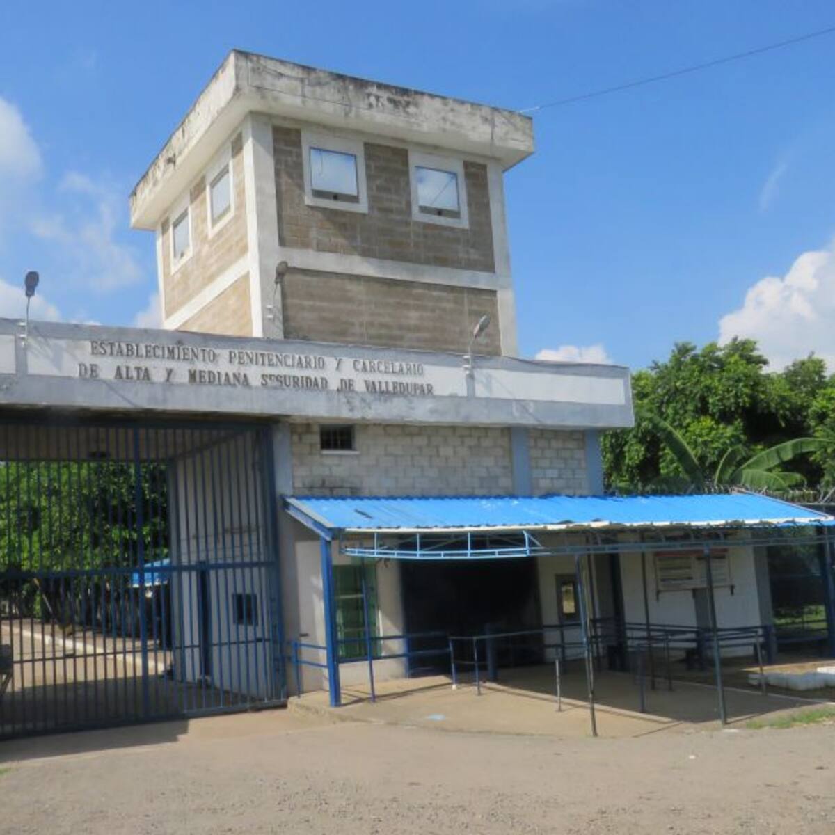 La Procuraduría formula pliego de cargos contra dos guardias del INPEC por fiesta en ‘La Tramacúa’