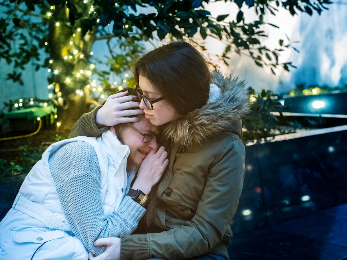 Cerebro de adolescentes ha envejecido más de lo normal por la pandemia de COVID-19