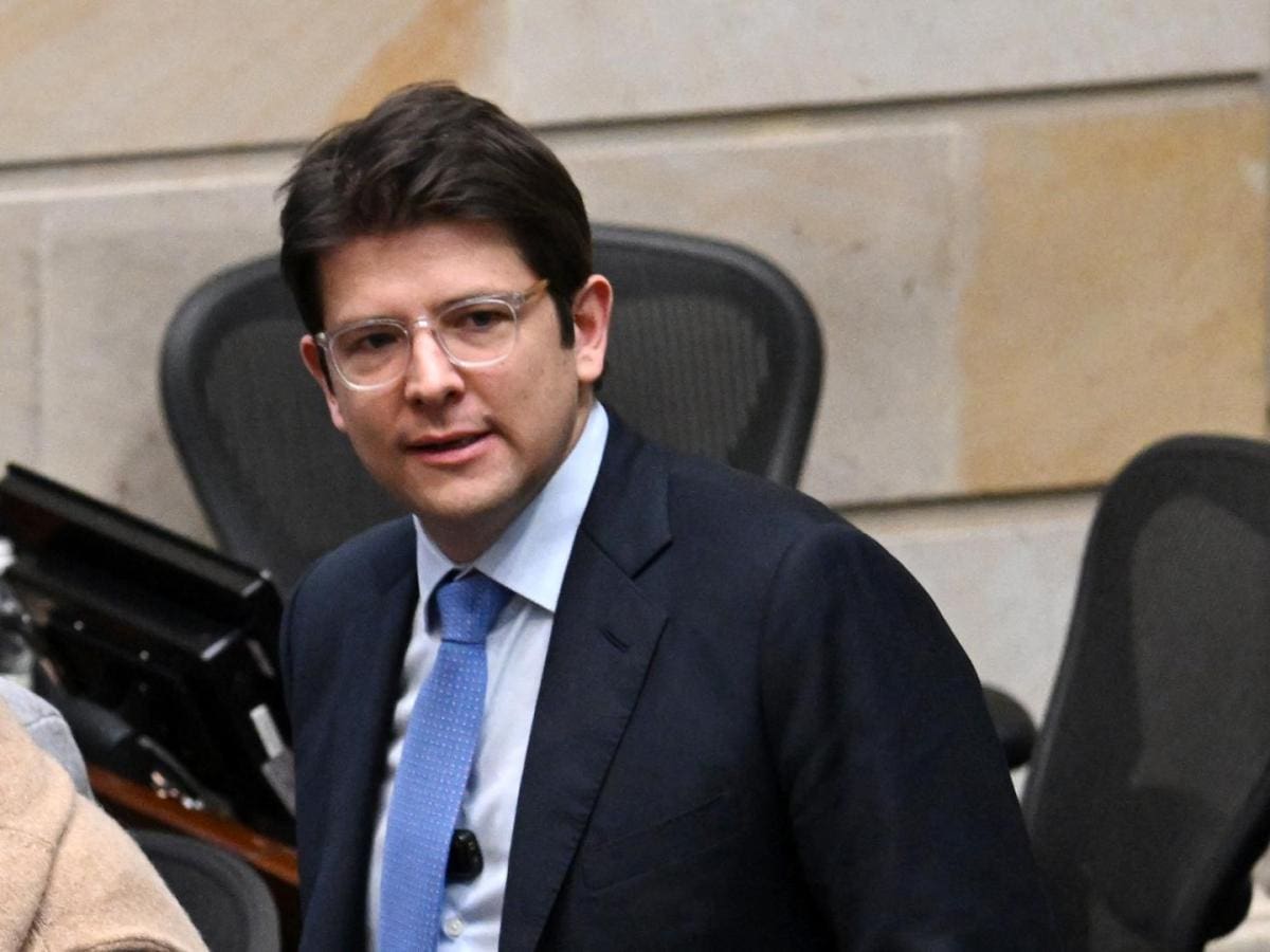 Colombia de luto: Así reaccionan los líderes políticos por la muerte de Miguel Uribe