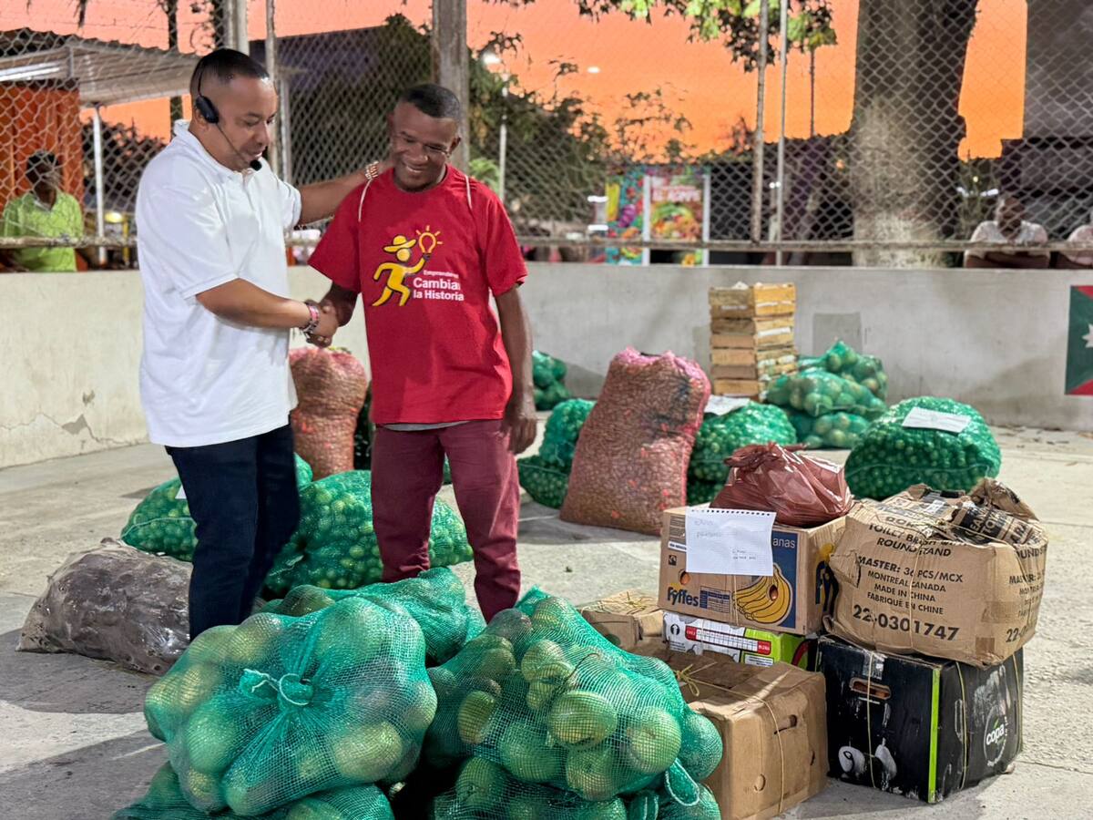 Clausuran Proyecto de Inclusión Social 2025 “Emprender es cambiar la historia” en Santa Rosa de Lima
