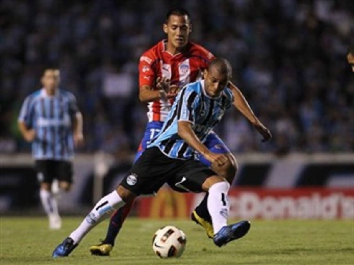 Junior pierde su invicto en la Copa Libertadores al caer 2-0 ante Gremio