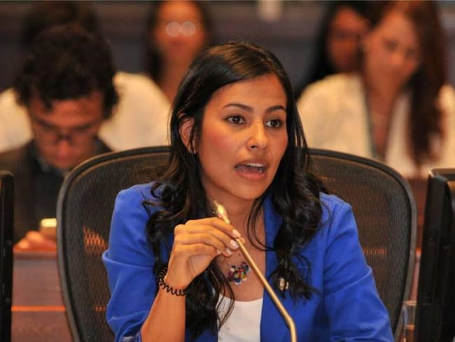 Maria Paulina Aguinaga también renunció al Concejo y al CD