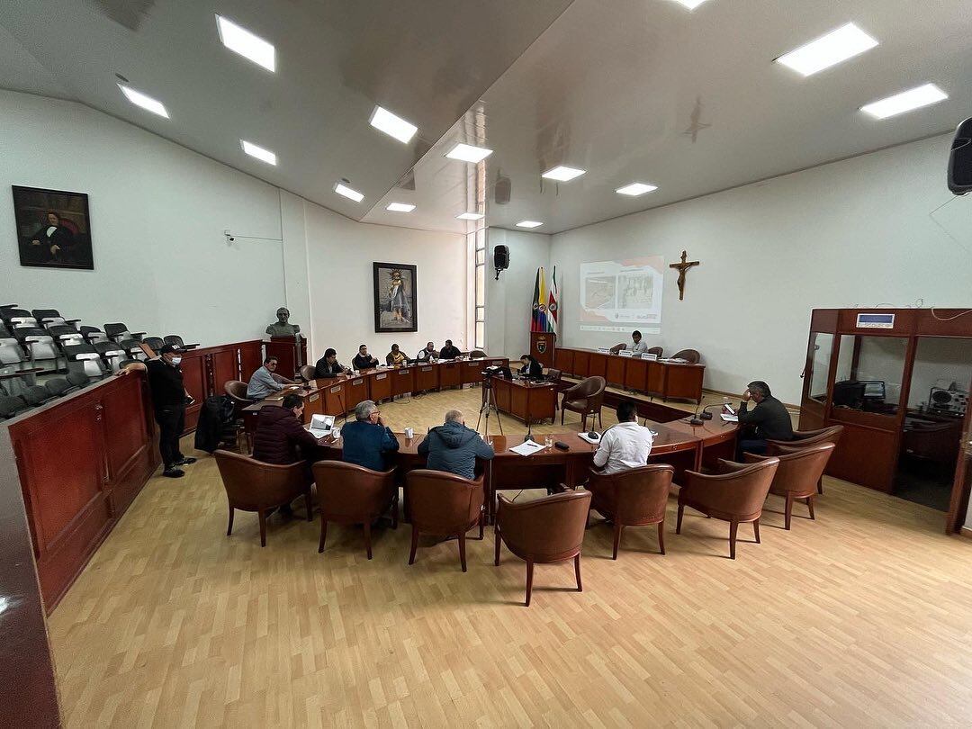 La salida del alcalde de Duitama genera nuevos retrasos en proyectos clave y frena el desarrollo económico de la ciudad, según el concejal Javier Cely