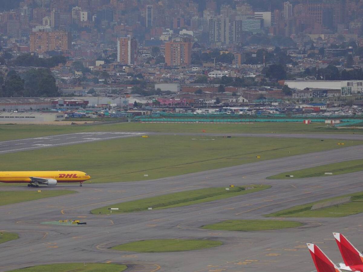 FOTOS: Así fue la llegada de las vacunas contra la COVID-19 a Colombia