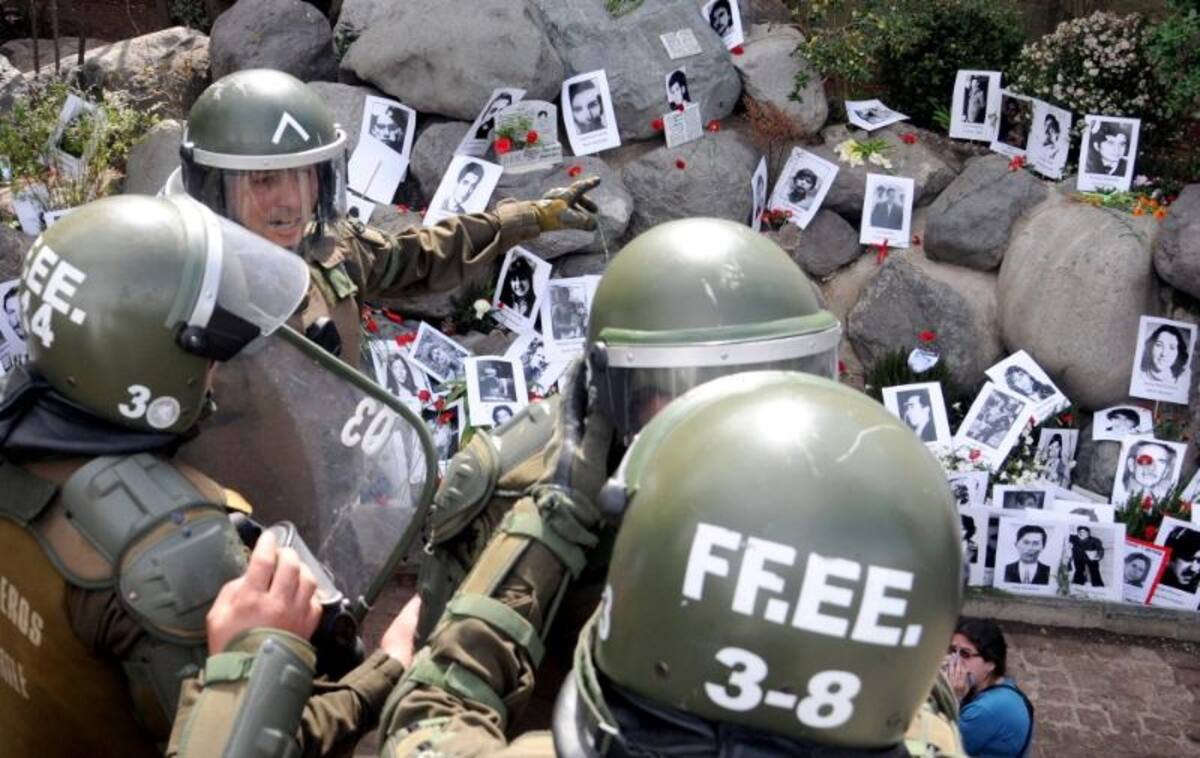 Los chilenos se manifestaron para exigir el esclarecimiento de lo ocurrido en la dictadura y el castigo a los violadores de los derechos humanos